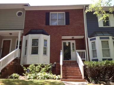 Main picture of 232 Hembree Park Ter