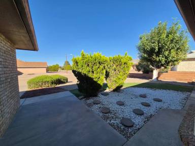 Main picture of 744 Montwood Ct