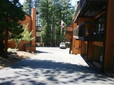 Main picture of 1439 Ski Run Blvd