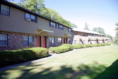 Main picture of 13 W Lake St