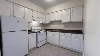 Main picture of 10 Lincoln St
