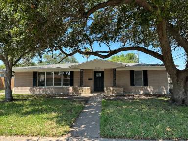Main picture of 3210 Casa Rosa Dr