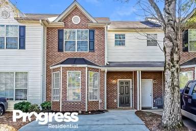 Main picture of 2469 Brianna Dr
