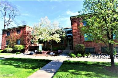 Main picture of 3005 E 14th Ave