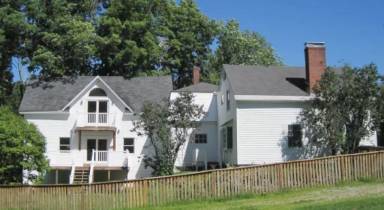 Main picture of 105 Clinton Rd