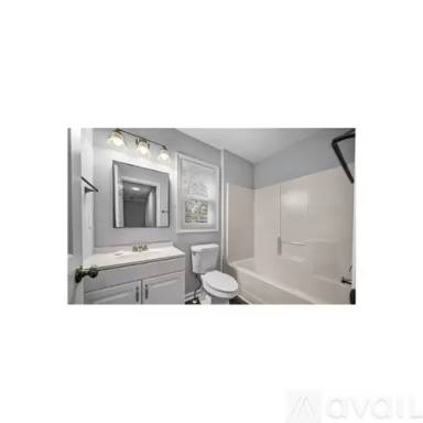 Main picture of 560 Manning Rd SW