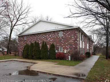 Main picture of 726 W Jefferson St