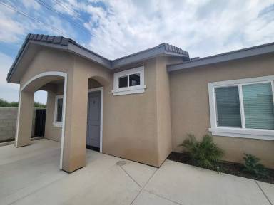 Main picture of 8307 Frankie Lou St
