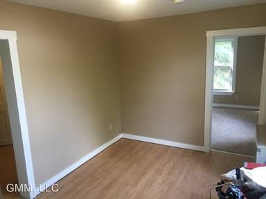 Main picture of 52 Prospect St
