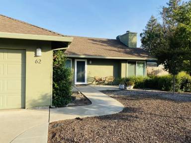 Main picture of 75 Plumwood Ct