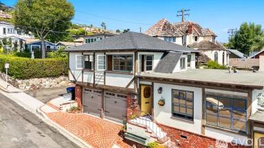 Main picture of 1290 N Coast Hwy