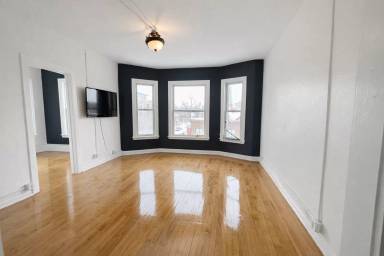 Main picture of 812 4th St SE