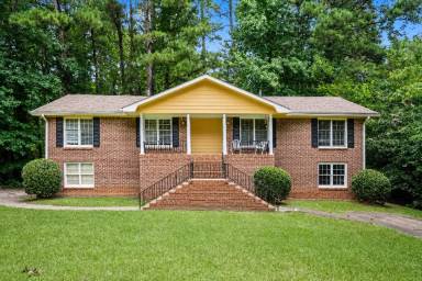 Main picture of 886 Martin Heights Dr