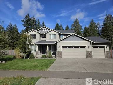 Main picture of 8024 52nd Ave NE