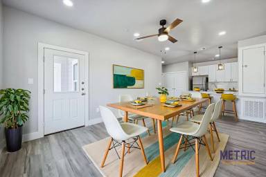 Main picture of 1049 Windy Hill Rd