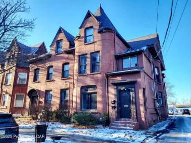Main picture of 26 W Ross St
