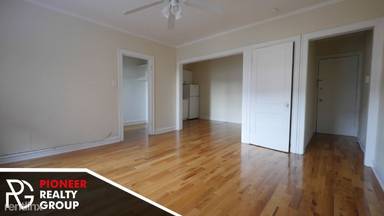 Main picture of 540 W Wellington Ave