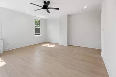 Main picture of 2300 S 3rd St