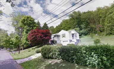 Main picture of 2023 California Ave