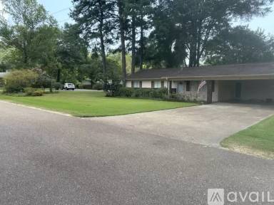 Main picture of 1360 Sunset Dr