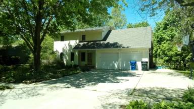Main picture of 3200 Tomahawk Dr
