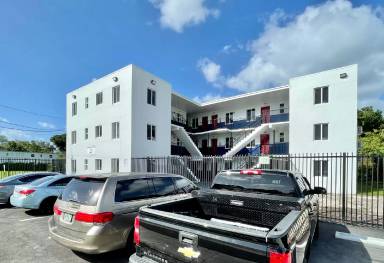 Main picture of 1231 NW 58th Ter