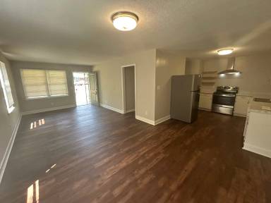 Main picture of 1904 Oglesby Dr NW