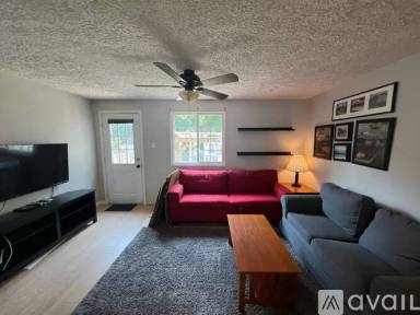 Main picture of 106 Long Meadow Ct