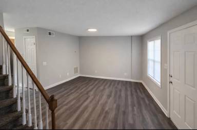 Main picture of Ridge View Townhouses