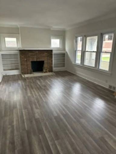 Main picture of 3540 E 146th St