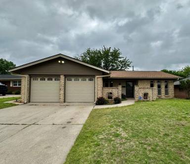 Main picture of 4705 NW Cheryl Blvd