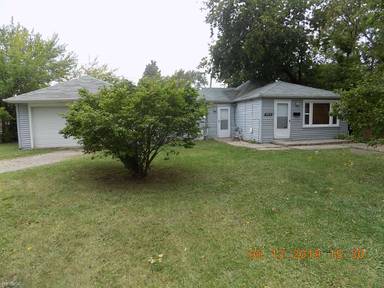 Main picture of 11091 Essex Ave