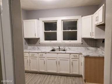 Main picture of 15702 Cherrylawn St