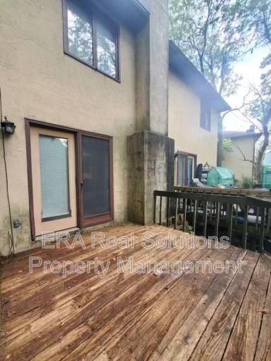 Main picture of 1423 Orchard Park Dr