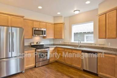 Main picture of 552 Prospect St