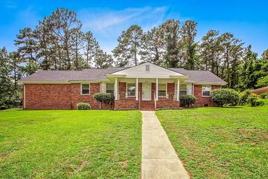 Main picture of 3511 Clearwater Dr