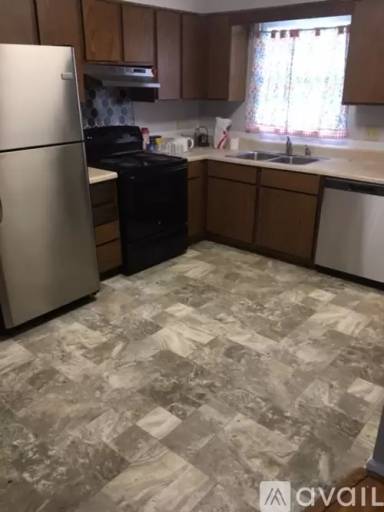 Main picture of 3716 Pine Knoll Dr