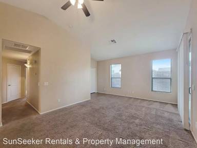 Main picture of 15756 W Moreland St
