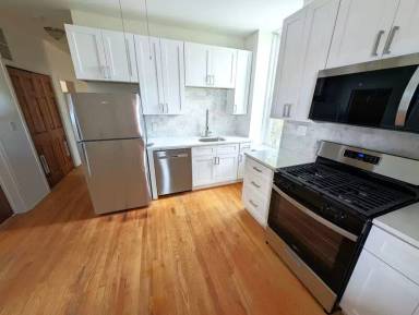 Main picture of 2303 S Oakley Ave