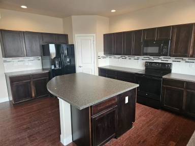 Main picture of 4368 Scenic Ln