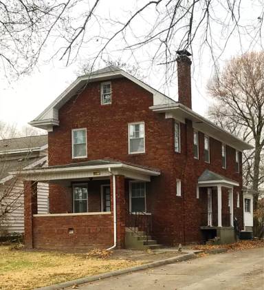 Main picture of 1621 S Douglas Ave