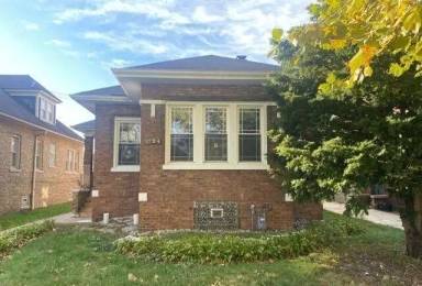 Main picture of 7724 S Chappel Ave