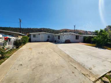 Main picture of 1862 Denison St