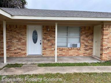 Main picture of 5813 Mentor Dr