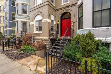 Main picture of 1322 W St NW
