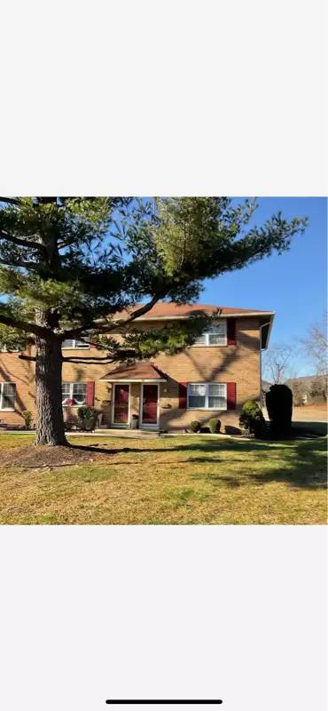 Main picture of 48 Eaves Mill Rd
