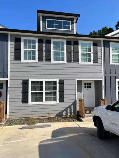 Main picture of 501 N Varnell Rd