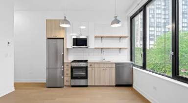 Main picture of 5442 N Sheridan Rd