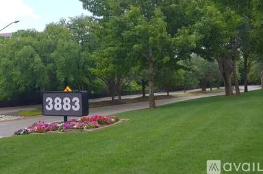 Main picture of Twenty One Turtle Creek