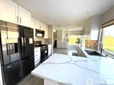 Main picture of 8160 Olympic Ct
